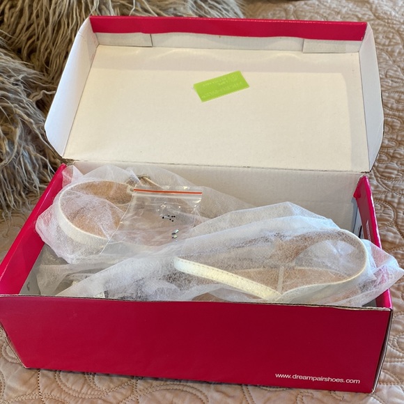 Dream Pairs Nina Low Pump Sandals. WORN ONCE - Picture 7 of 9